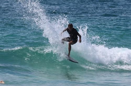MICKS TAPE SYM – Luvsurf