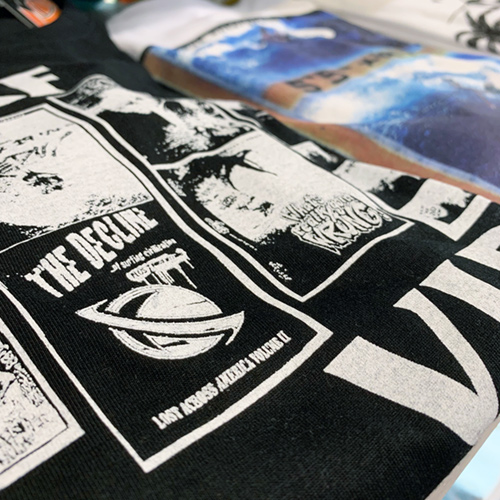 ラヴサーフでしか買えないTシャツ、種類豊富に揃っています
