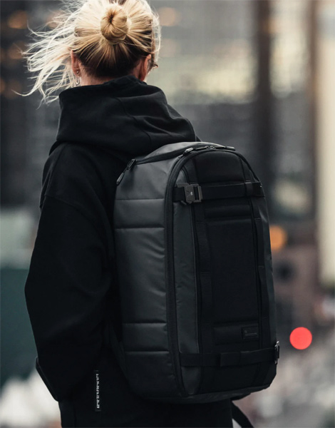 27500円＋関税送料Db DOUCHEBAGS The Ramverk 21L Backpack