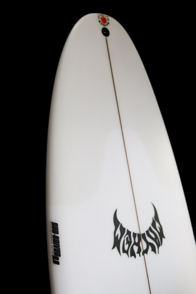 5'9″『SUB DRIVER 2.0』THUMB Tail PRO | Luvsurf | プロサーファー