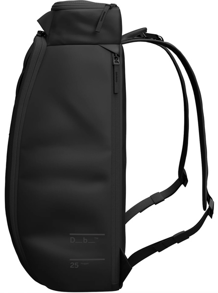 Hugger Backpack 25L / Black Out | Luvsurf | プロサーファー Hugger Backpack 25L / Black Out | Luvsurf | プロサーファー