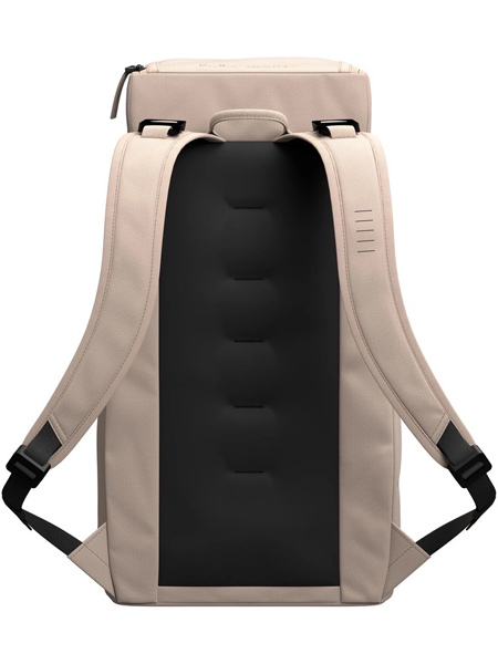 bg_18_01.jpg